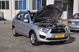 2013款一汽夏利N7