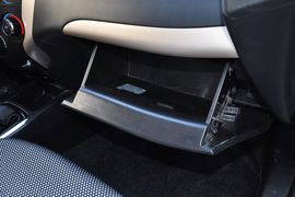 2013款一汽夏利N7