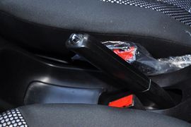 2013款一汽夏利N7