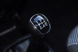 2013款一汽夏利N7