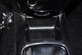 2013款一汽夏利N7