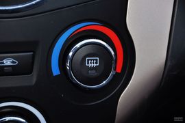 2013款一汽夏利N7