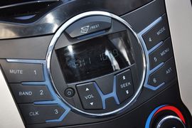 2013款一汽夏利N7