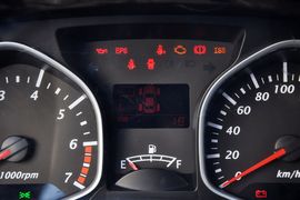 2013款一汽夏利N7