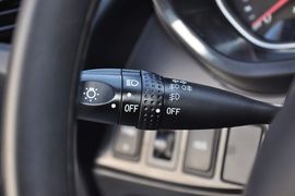 2013款一汽夏利N7