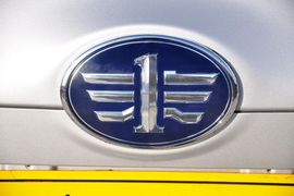 2013款一汽夏利N7