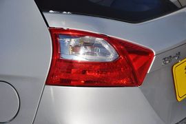 2013款一汽夏利N7