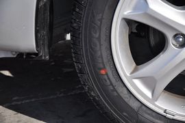 2013款一汽夏利N7