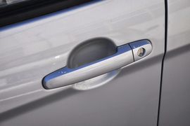 2013款一汽夏利N7