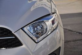 2013款一汽夏利N7