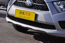 2013款一汽夏利N7