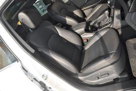 2013款北京现代全新胜达2.0T顶级型7座到店实拍