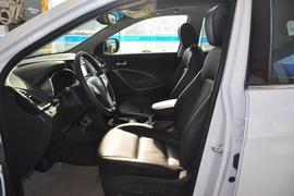 2013款北京现代全新胜达2.0T顶级型7座到店实拍