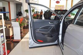 2013款北京现代全新胜达2.0T四驱尊贵型