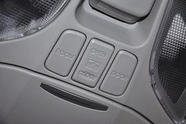 2013款北京现代全新胜达2.0T四驱尊贵型