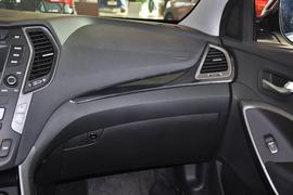 2013款北京现代全新胜达2.0T四驱尊贵型