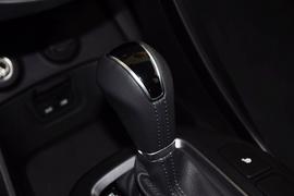 2013款北京现代全新胜达2.0T四驱尊贵型