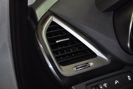 2013款北京现代全新胜达2.0T四驱尊贵型