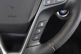 2013款北京现代全新胜达2.0T四驱尊贵型