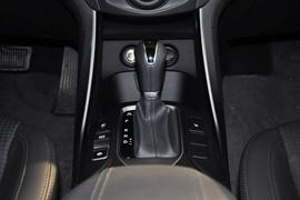 2013款北京现代全新胜达2.0T四驱尊贵型