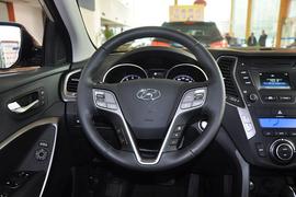 2013款北京现代全新胜达2.0T四驱尊贵型
