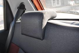 2012款宝骏乐驰1.2L手动时尚型到店实拍