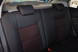 2012款长安悦翔三厢1.5L手动运动型到店实拍