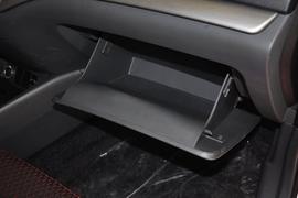 2012款长安悦翔三厢1.5L手动运动型到店实拍