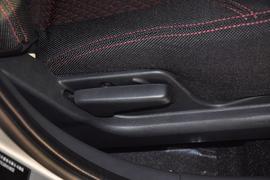 2012款长安悦翔三厢1.5L手动运动型到店实拍