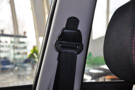 2012款长安悦翔三厢1.5L手动运动型到店实拍