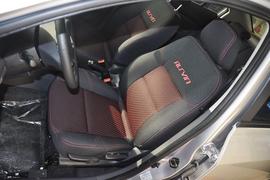 2012款长安悦翔三厢1.5L手动运动型到店实拍