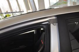 2012款长安悦翔三厢1.5L手动运动型到店实拍