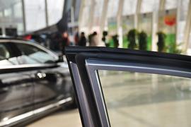 2012款长安悦翔三厢1.5L手动运动型到店实拍