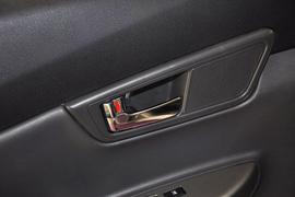 2012款长安悦翔三厢1.5L手动运动型到店实拍