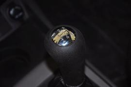 2012款长安悦翔三厢1.5L手动运动型到店实拍
