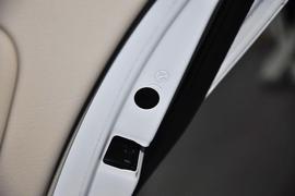 2009款大众帕萨特领驭1.8T自动尊品型到店实拍