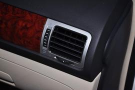 2009款大众帕萨特领驭1.8T自动尊品型到店实拍