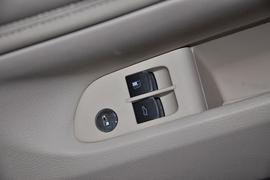 2009款大众帕萨特领驭1.8T自动尊品型到店实拍