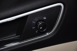 2009款大众帕萨特领驭1.8T自动尊品型到店实拍