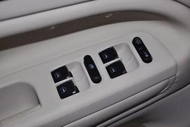 2009款大众帕萨特领驭1.8T自动尊品型到店实拍