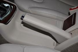 2009款大众帕萨特领驭1.8T自动尊品型到店实拍