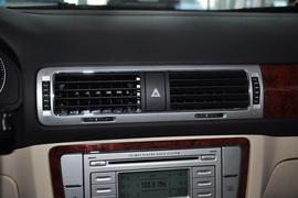 2009款大众帕萨特领驭1.8T自动尊品型到店实拍