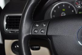 2009款大众帕萨特领驭1.8T自动尊品型到店实拍