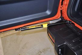 2013款丰田FJ酷路泽