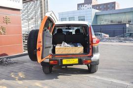 2013款丰田FJ酷路泽