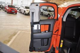 2013款丰田FJ酷路泽