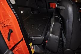 2013款丰田FJ酷路泽