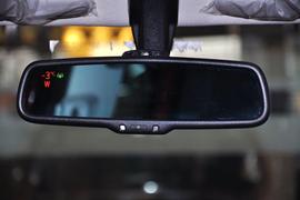 2013款丰田FJ酷路泽