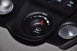 2013款丰田FJ酷路泽