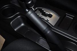 2013款丰田FJ酷路泽